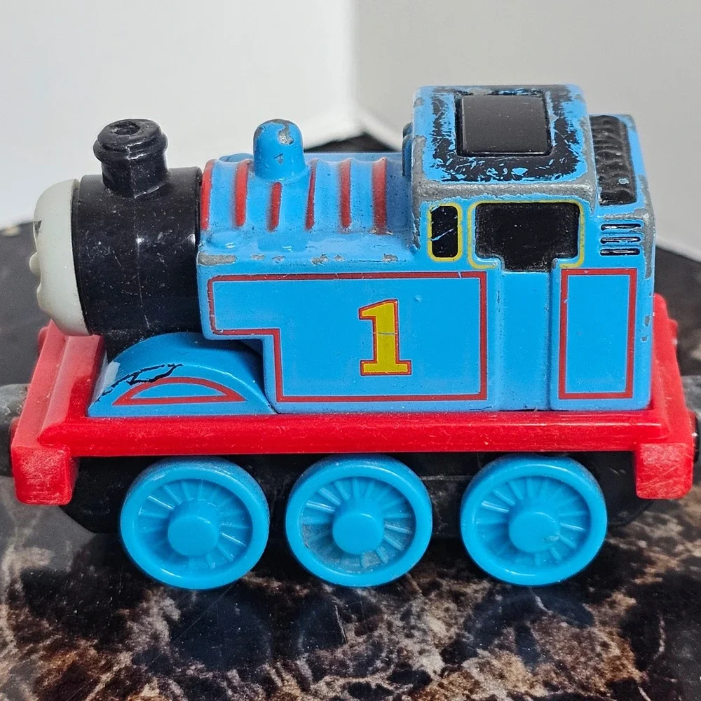 Thomas & Friends Take-n-Play Thomas Die-Cast Metal Train Engine 2009 Mattel